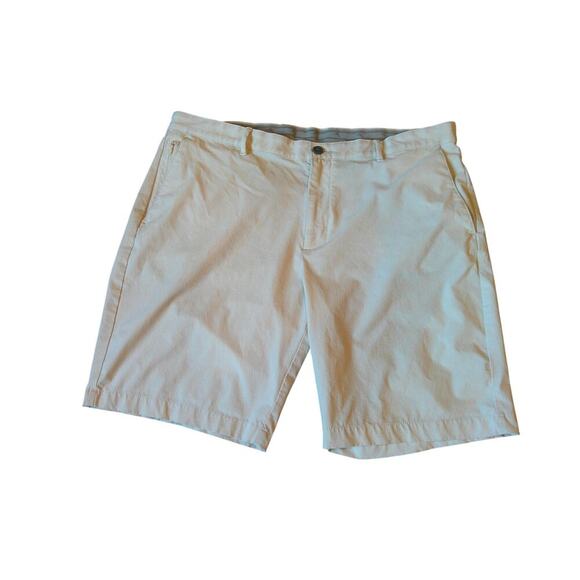 Tommy Bahama Men's Cream Colored Chino Short Size 40 - Picture 1 of 13